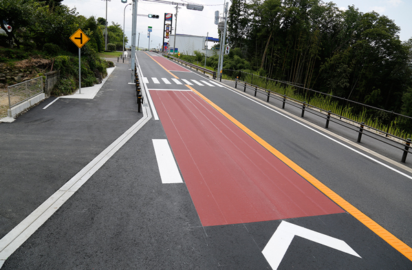 薄層カラー舗装